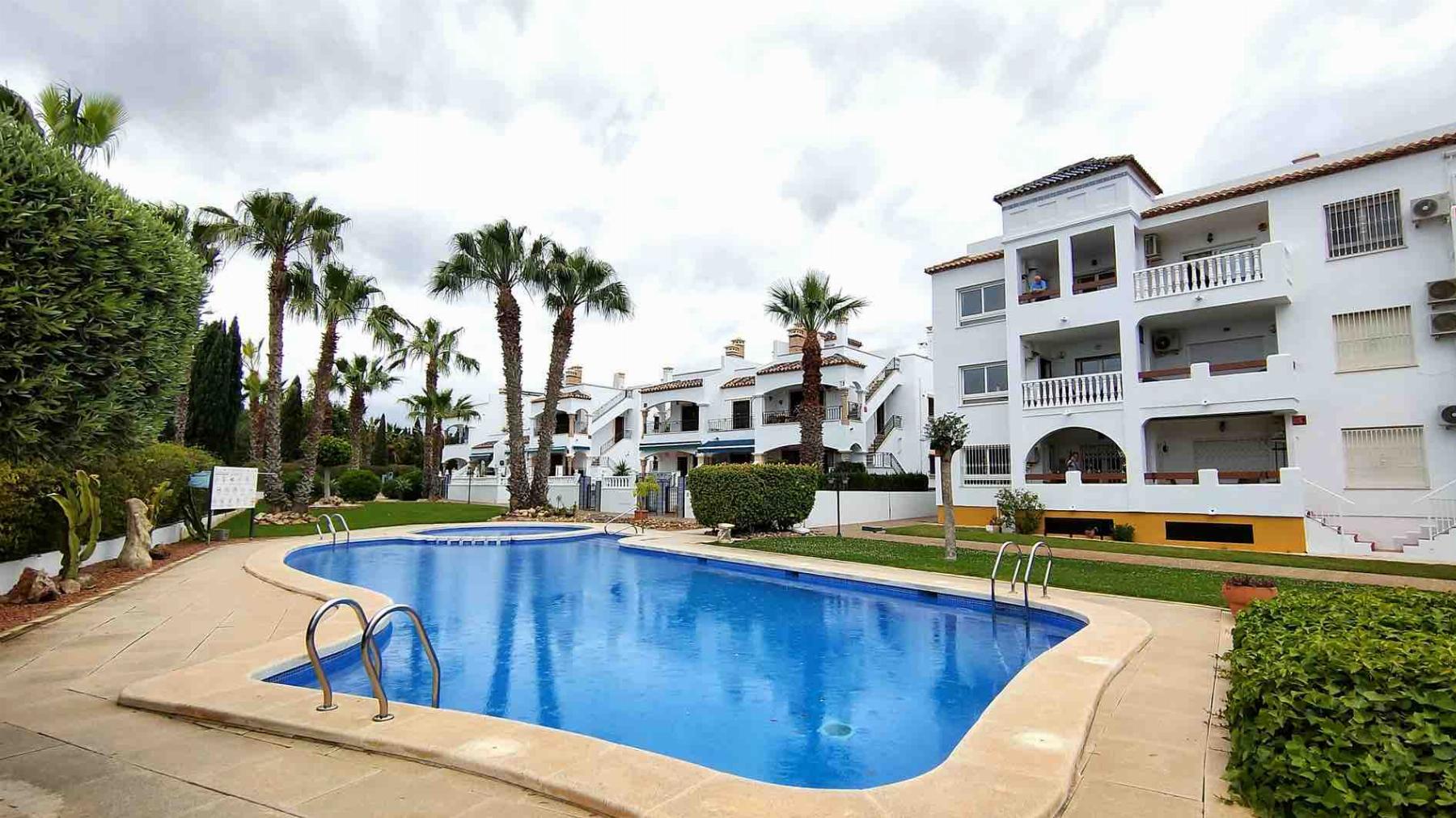 For sale of apartment in Orihuela Costa