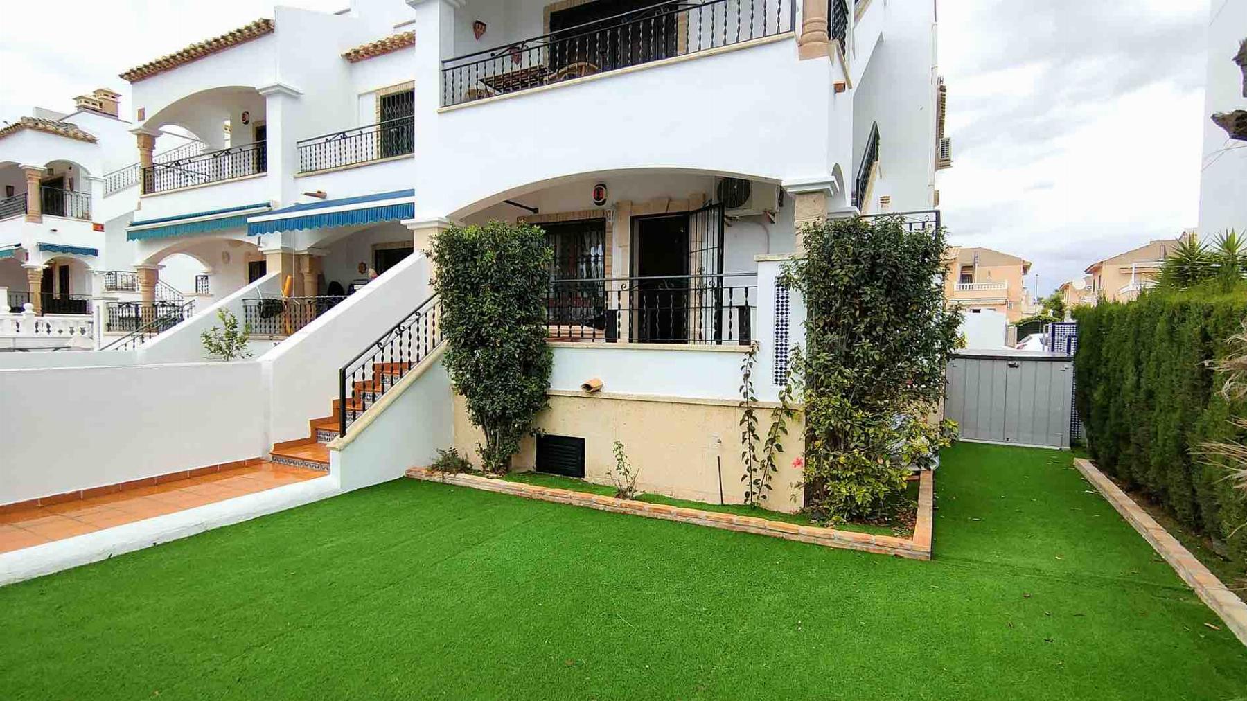 For sale of apartment in Orihuela Costa
