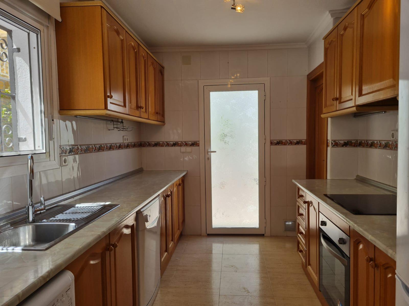 For sale of chalet in Santa Pola