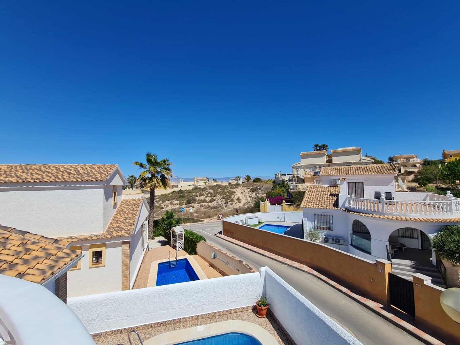 For sale of chalet in Santa Pola