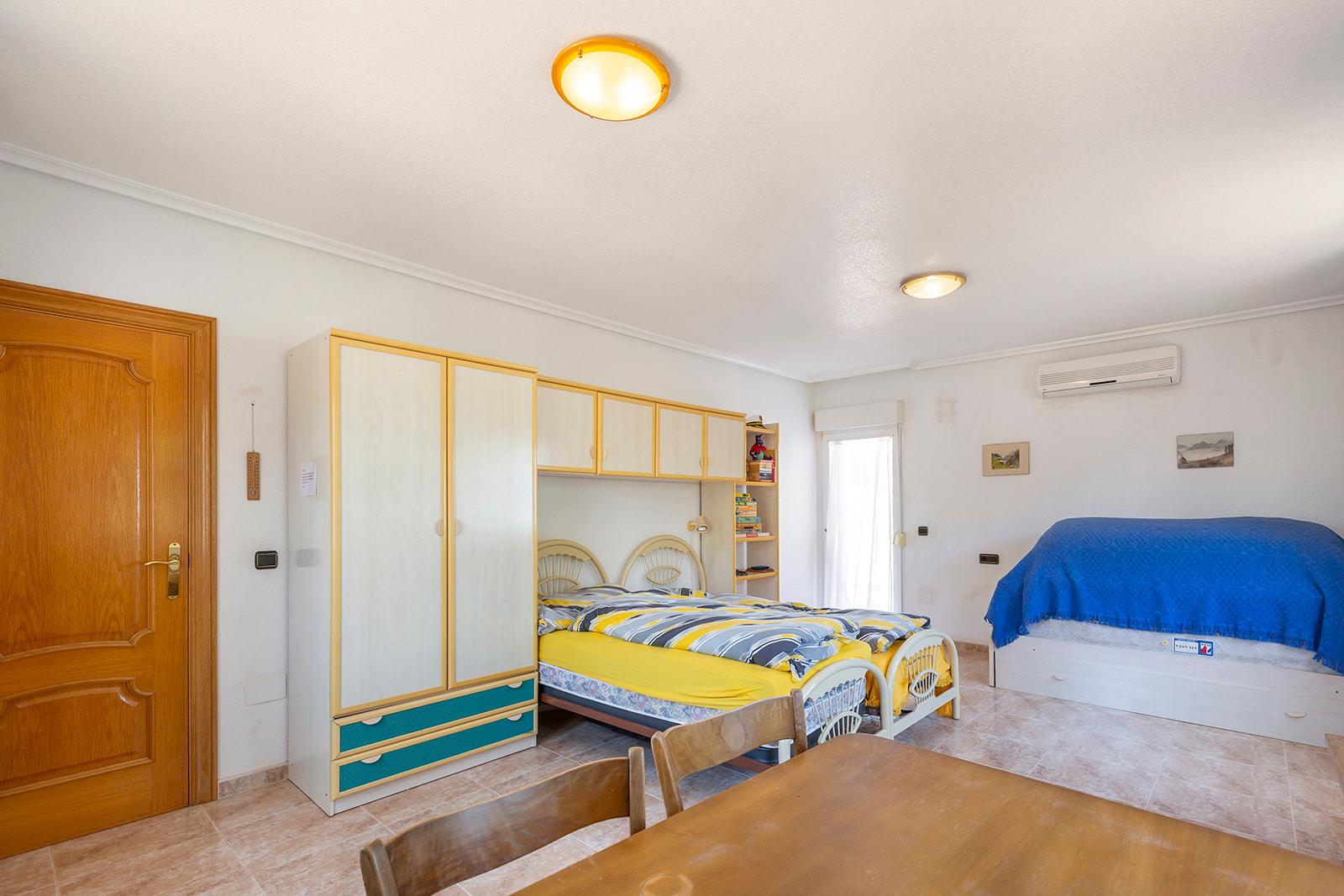 For sale of chalet in Orihuela Costa