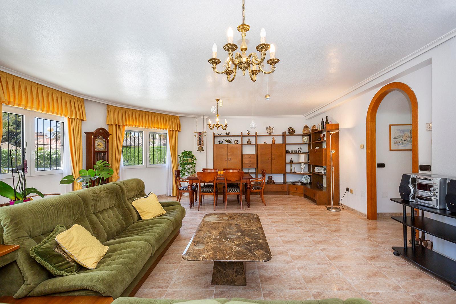 For sale of chalet in Orihuela Costa