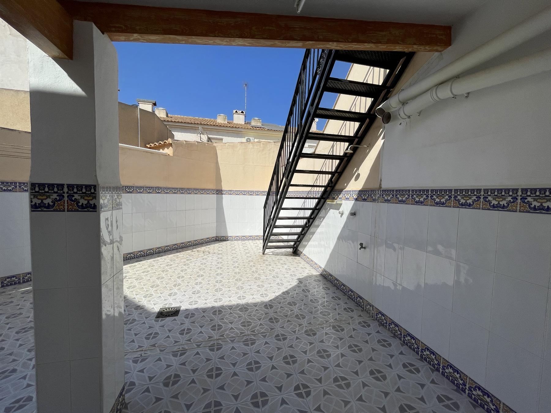 For sale of chalet in Los Alcázares