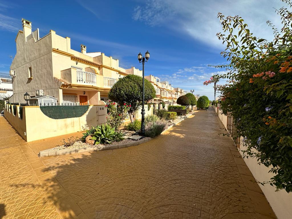 For sale of apartment in Orihuela Costa