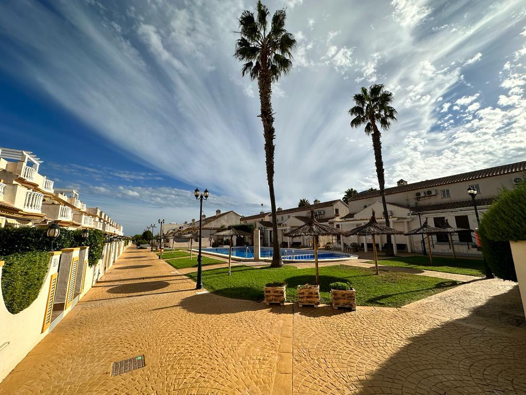 For sale of apartment in Orihuela Costa