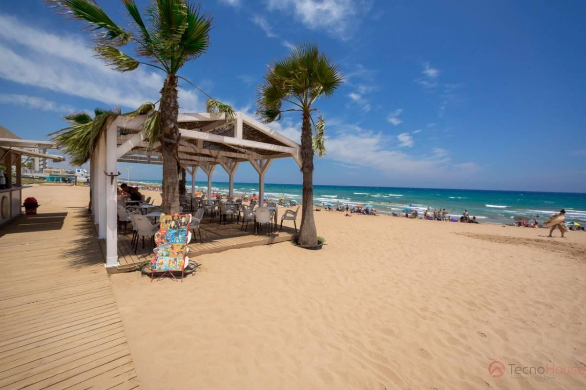 For sale of study in La Mata