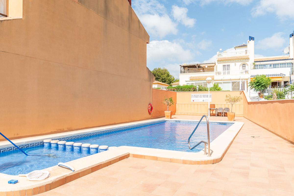 Salg av chalet i Orihuela Costa