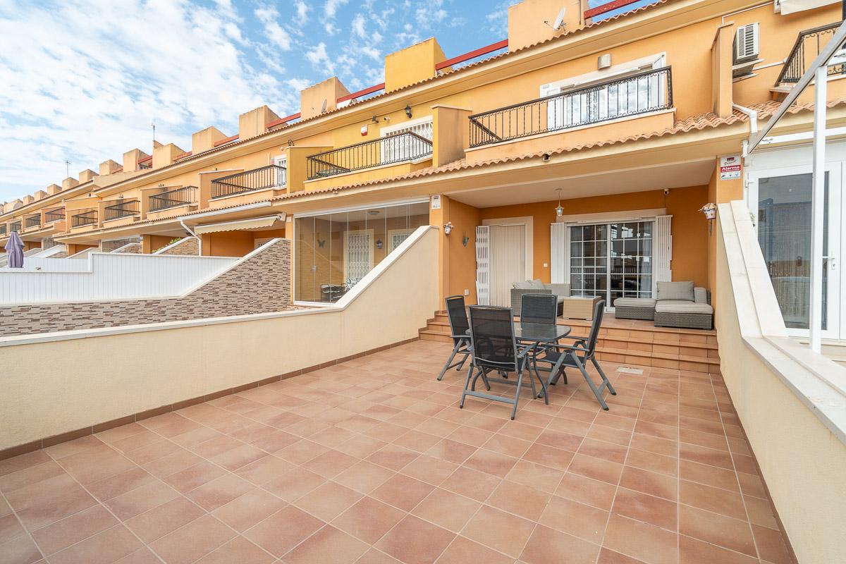 Salg av chalet i Orihuela Costa