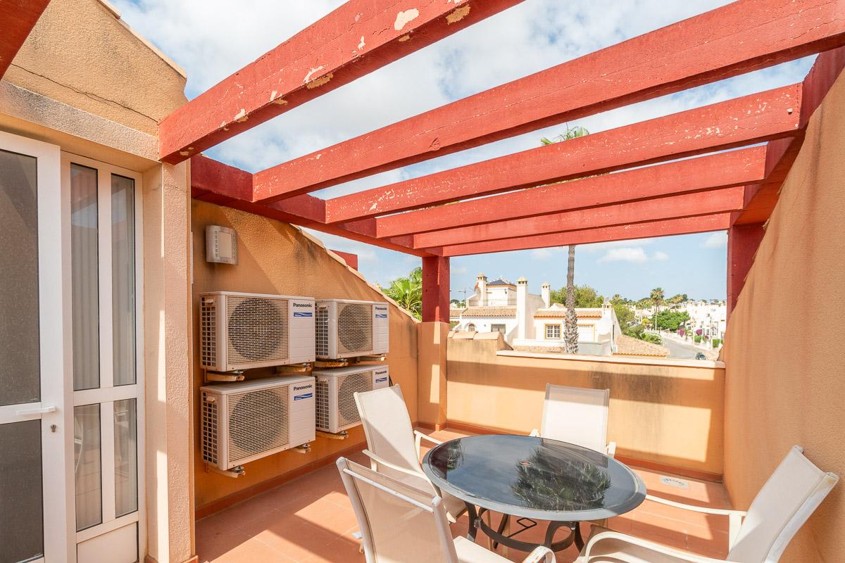 Salg av chalet i Orihuela Costa