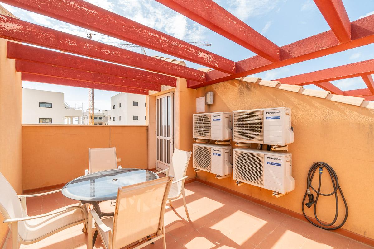 Salg av chalet i Orihuela Costa