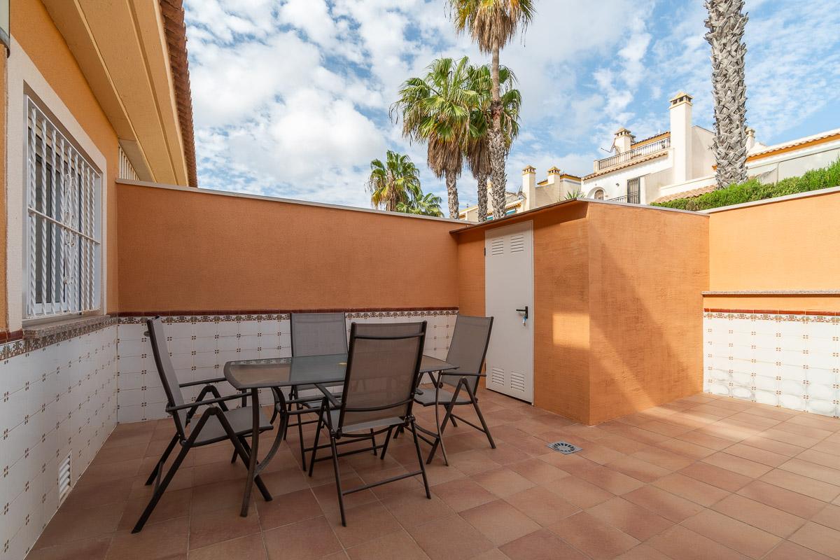 Salg av chalet i Orihuela Costa