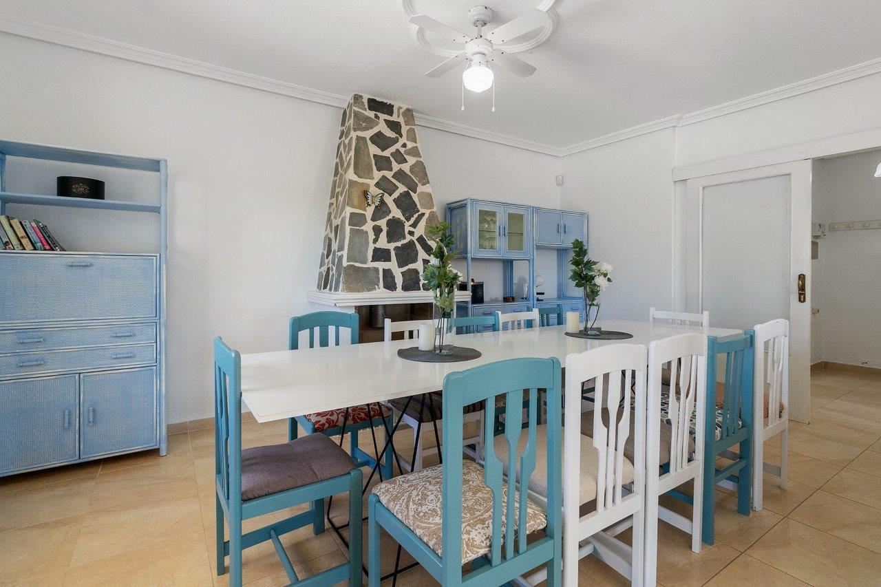 Verkoop van villa in Orihuela Costa