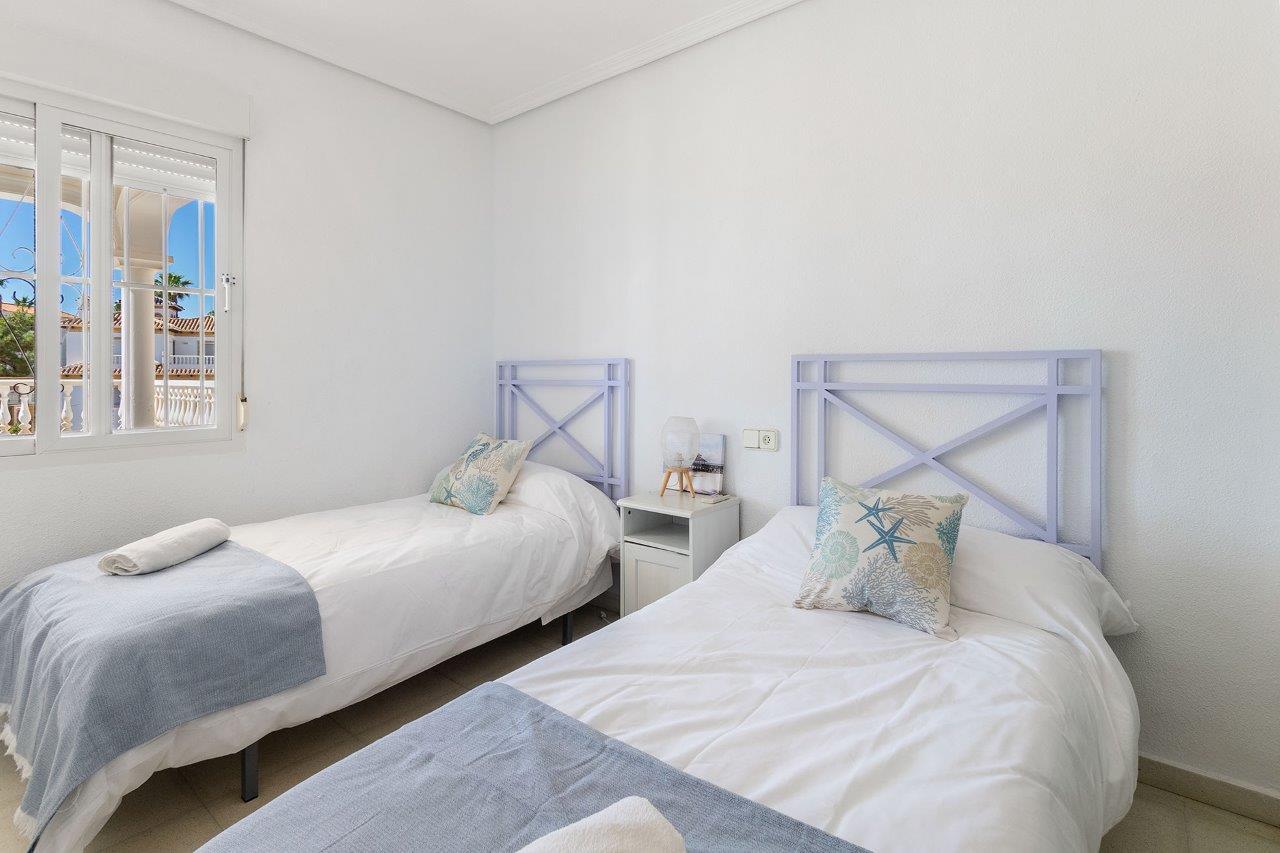 Verkoop van villa in Orihuela Costa