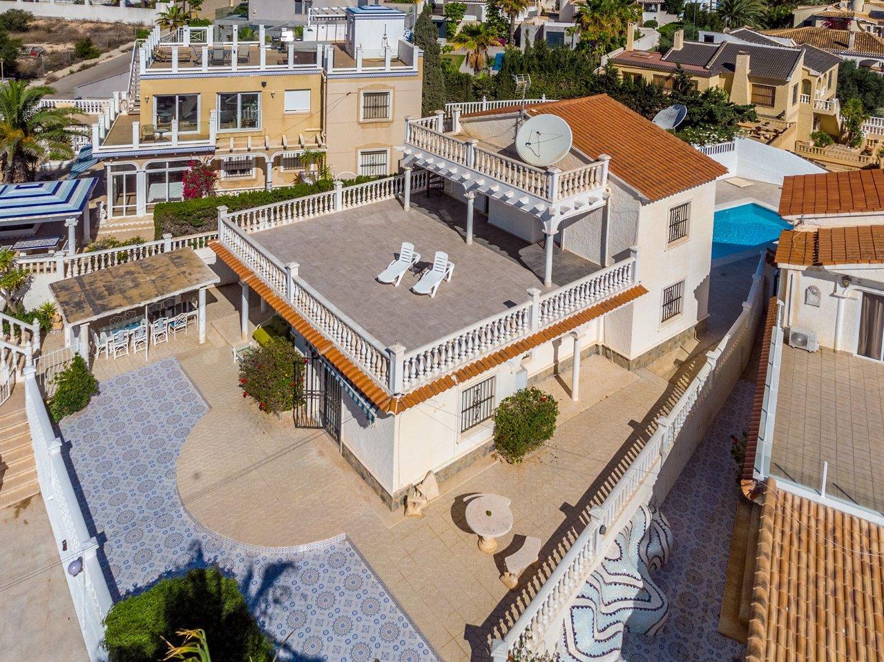 Verkoop van villa in Orihuela Costa