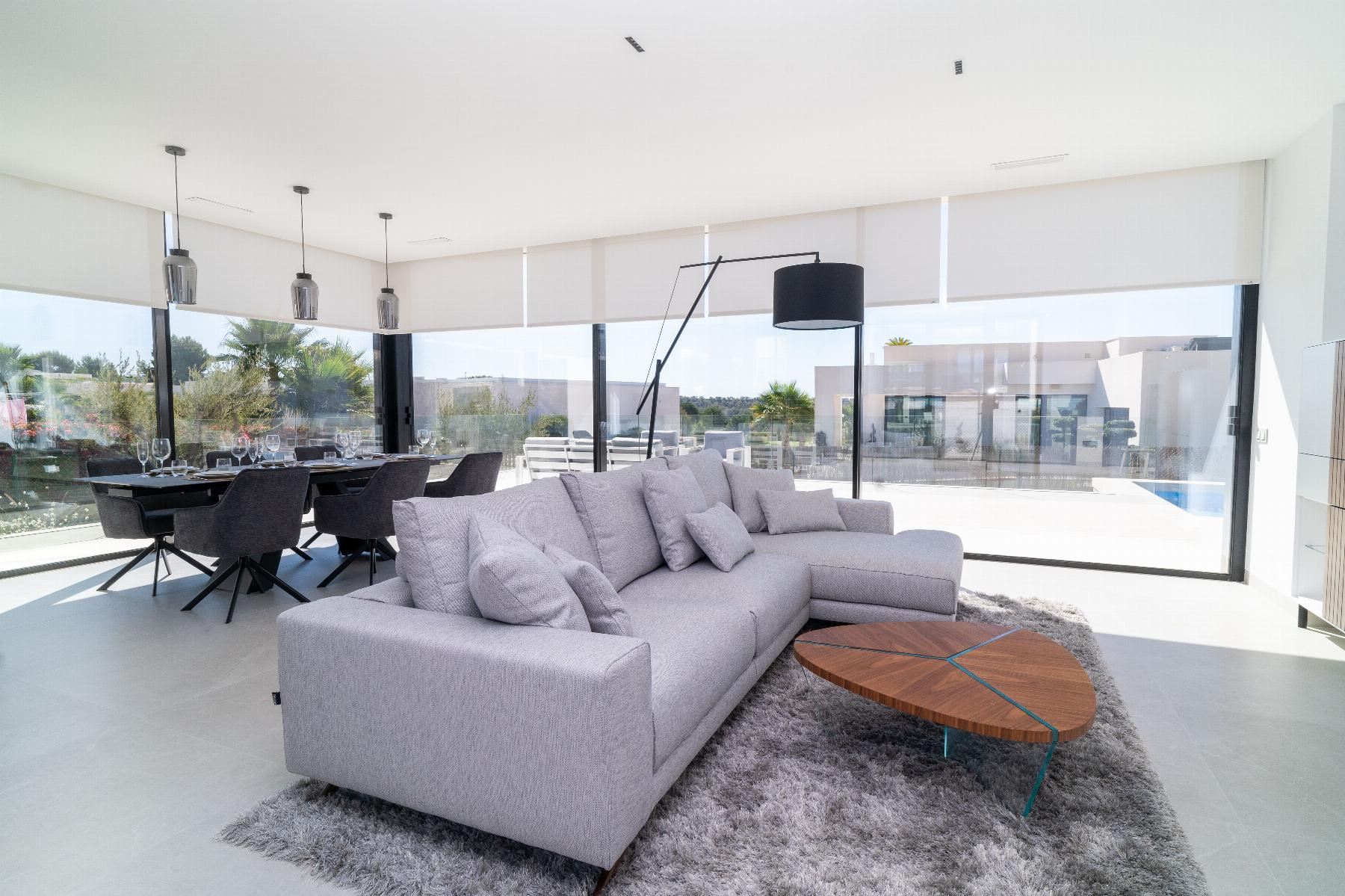Venta de villa en Orihuela Costa