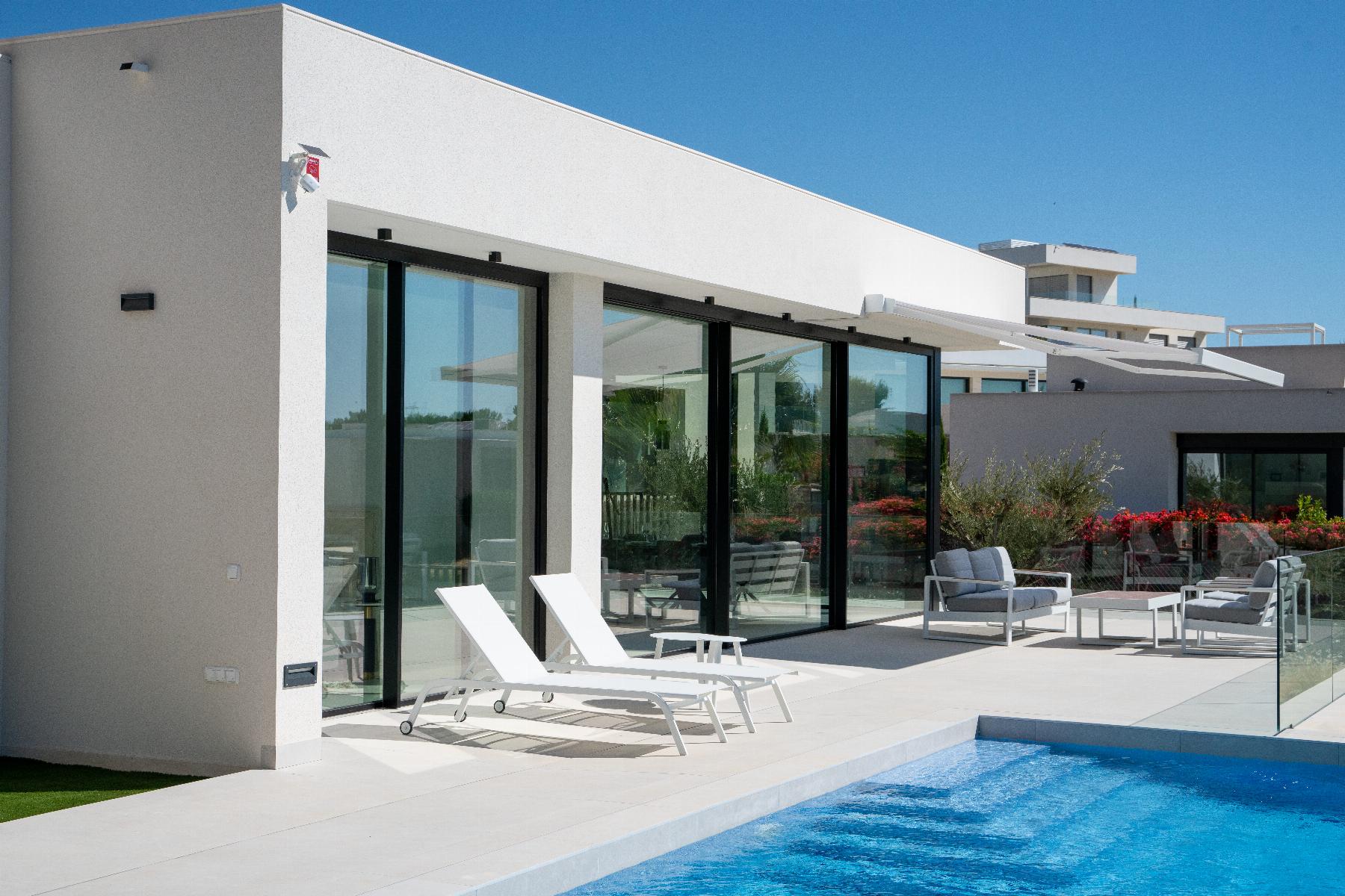 Venta de villa en Orihuela Costa