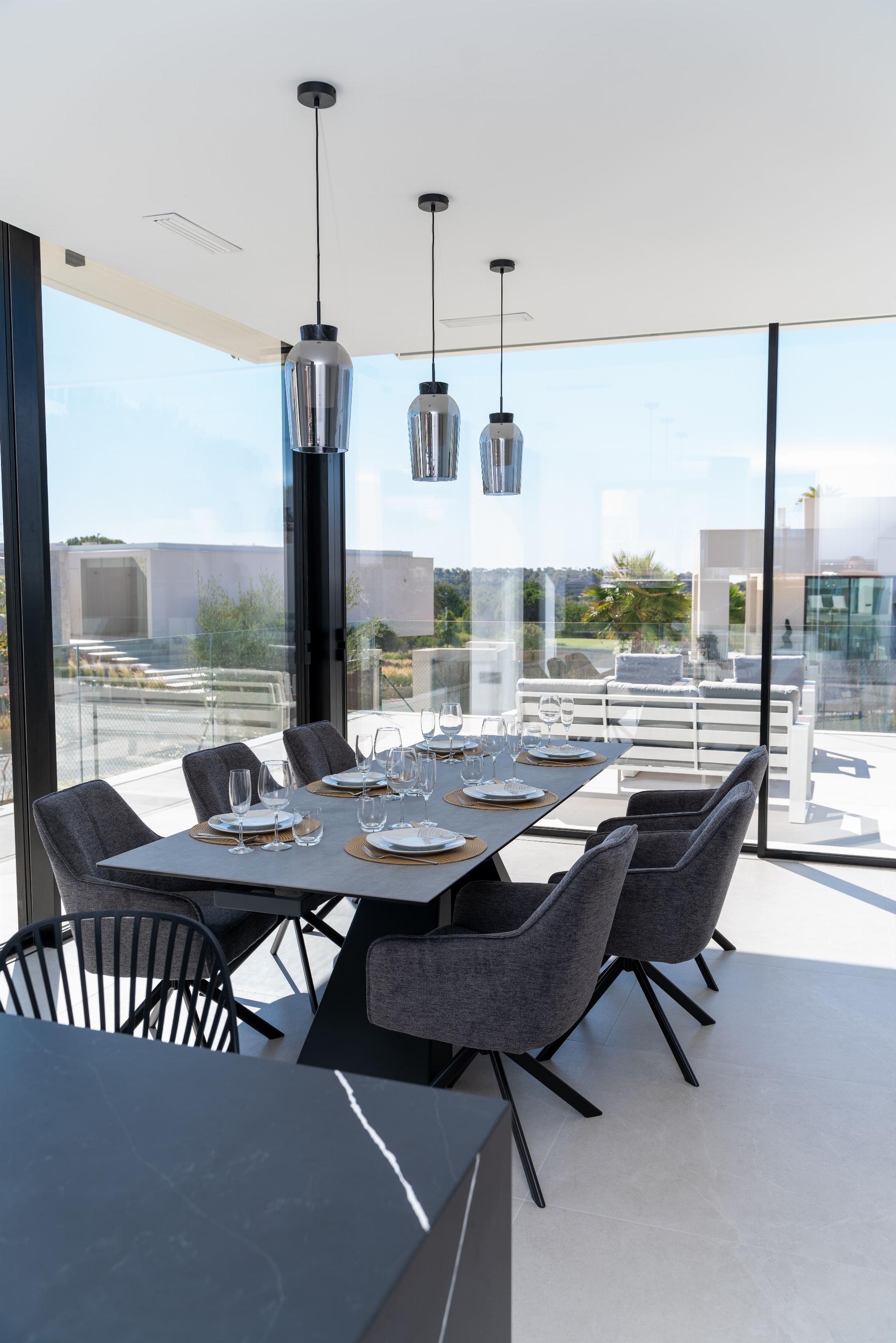 Venta de villa en Orihuela Costa