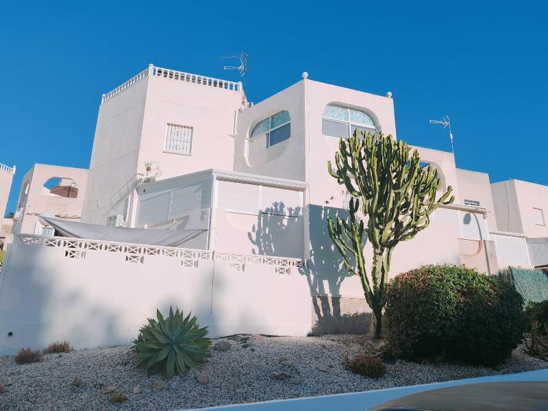 For sale of apartment in San Miguel de Salinas