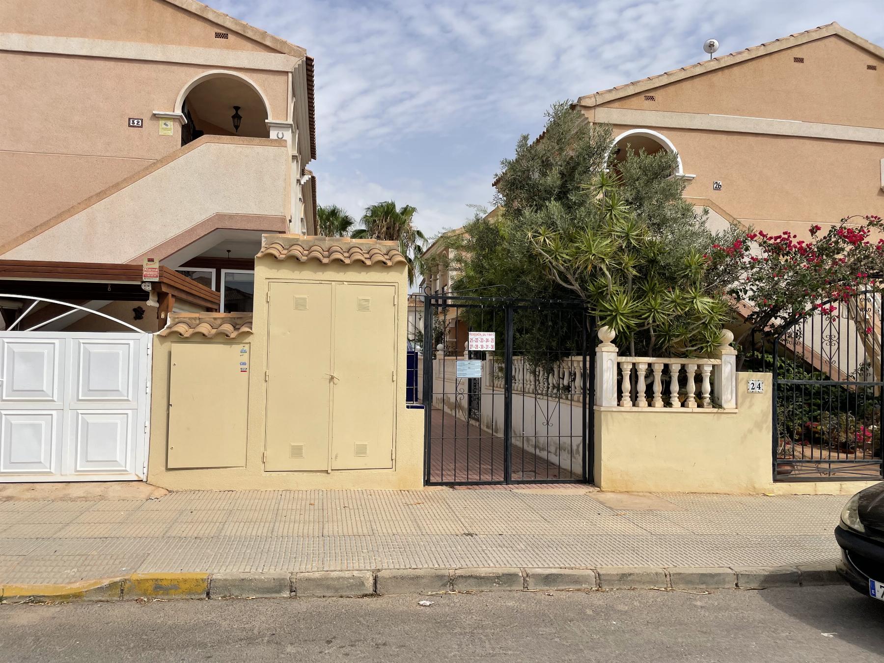 For sale of chalet in Orihuela Costa