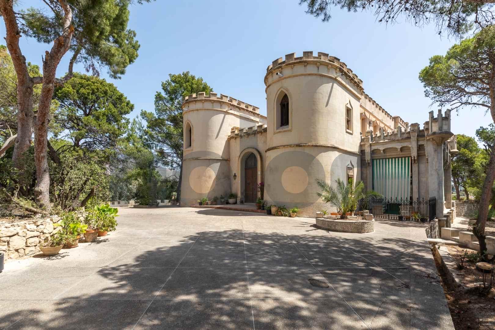 Venta de castillo en Villajoyosa