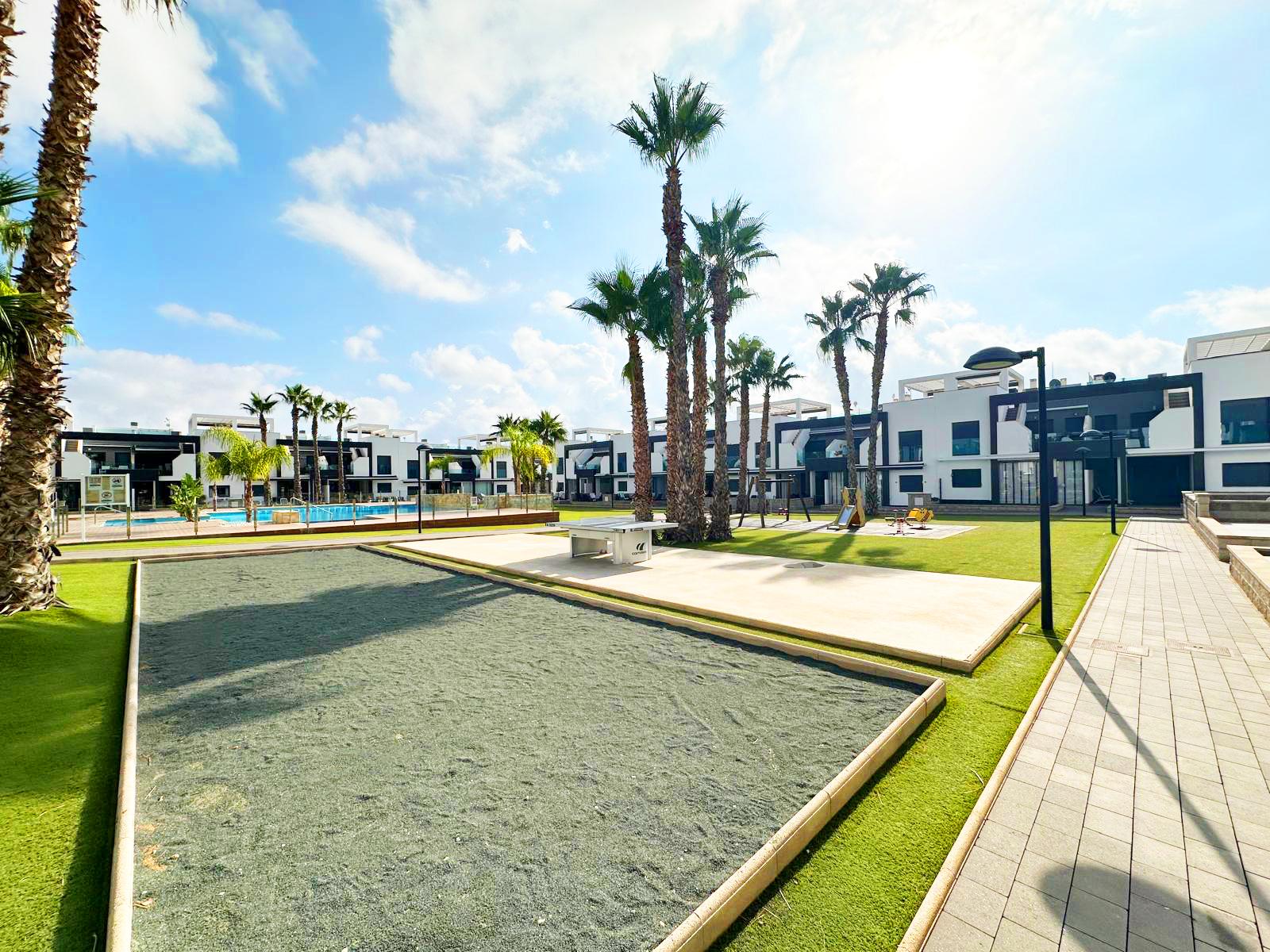 For sale of bungalow in Orihuela Costa