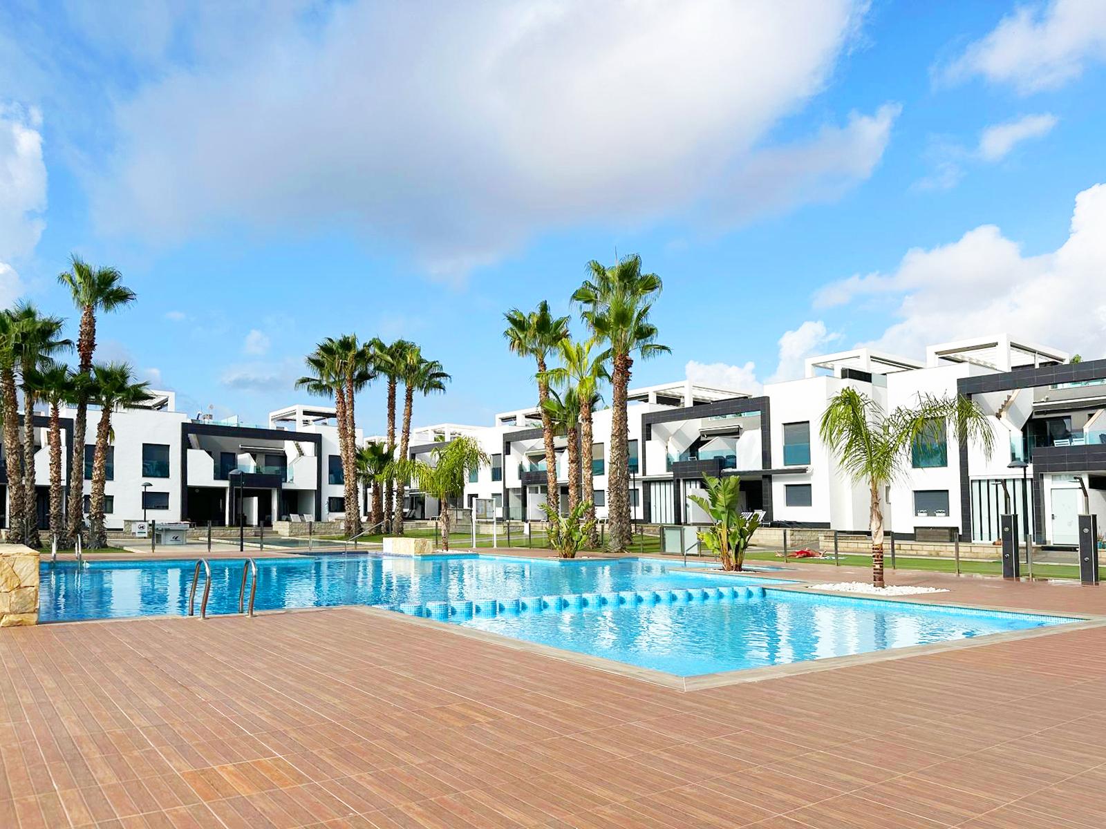 For sale of bungalow in Orihuela Costa