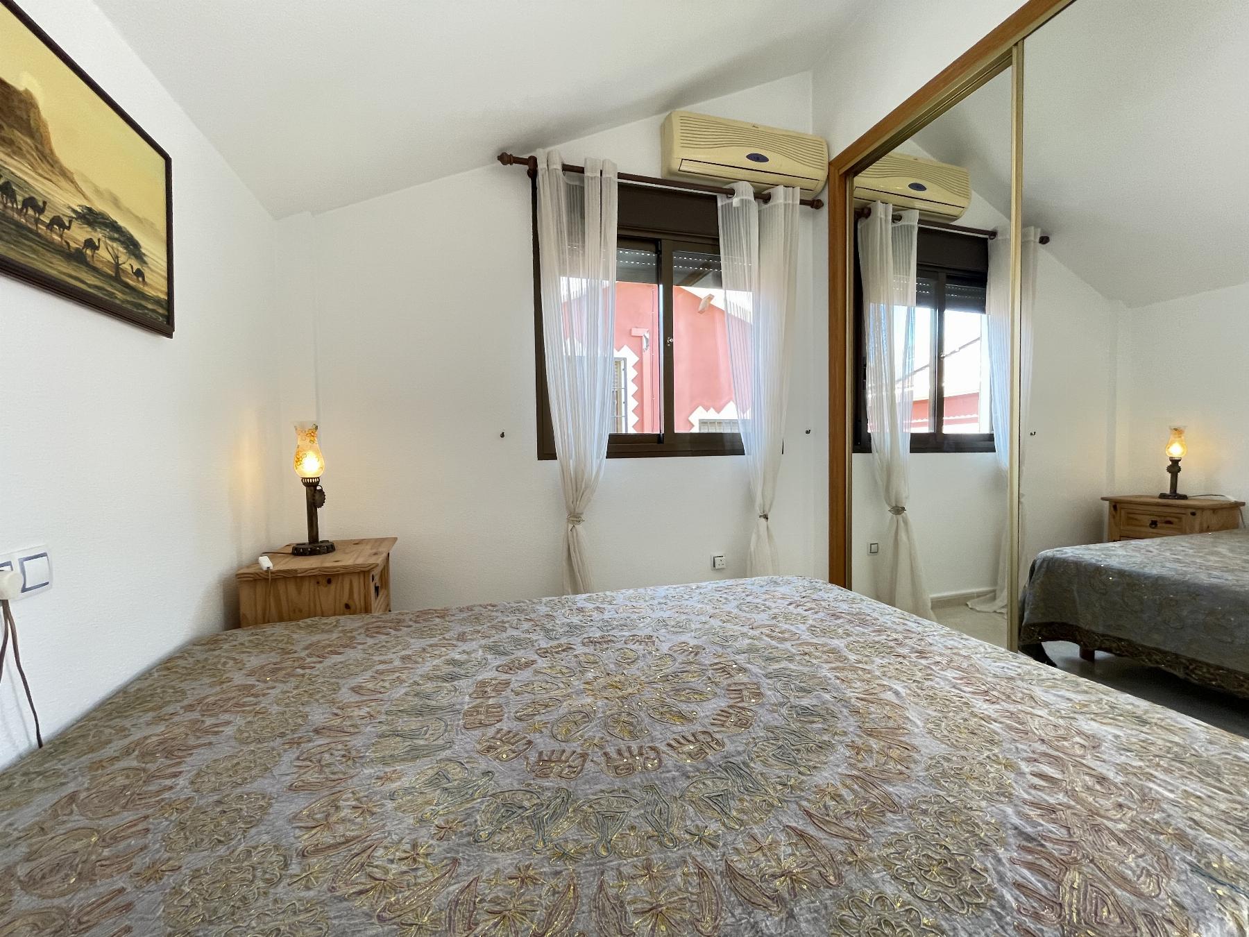 For sale of chalet in Guardamar del Segura