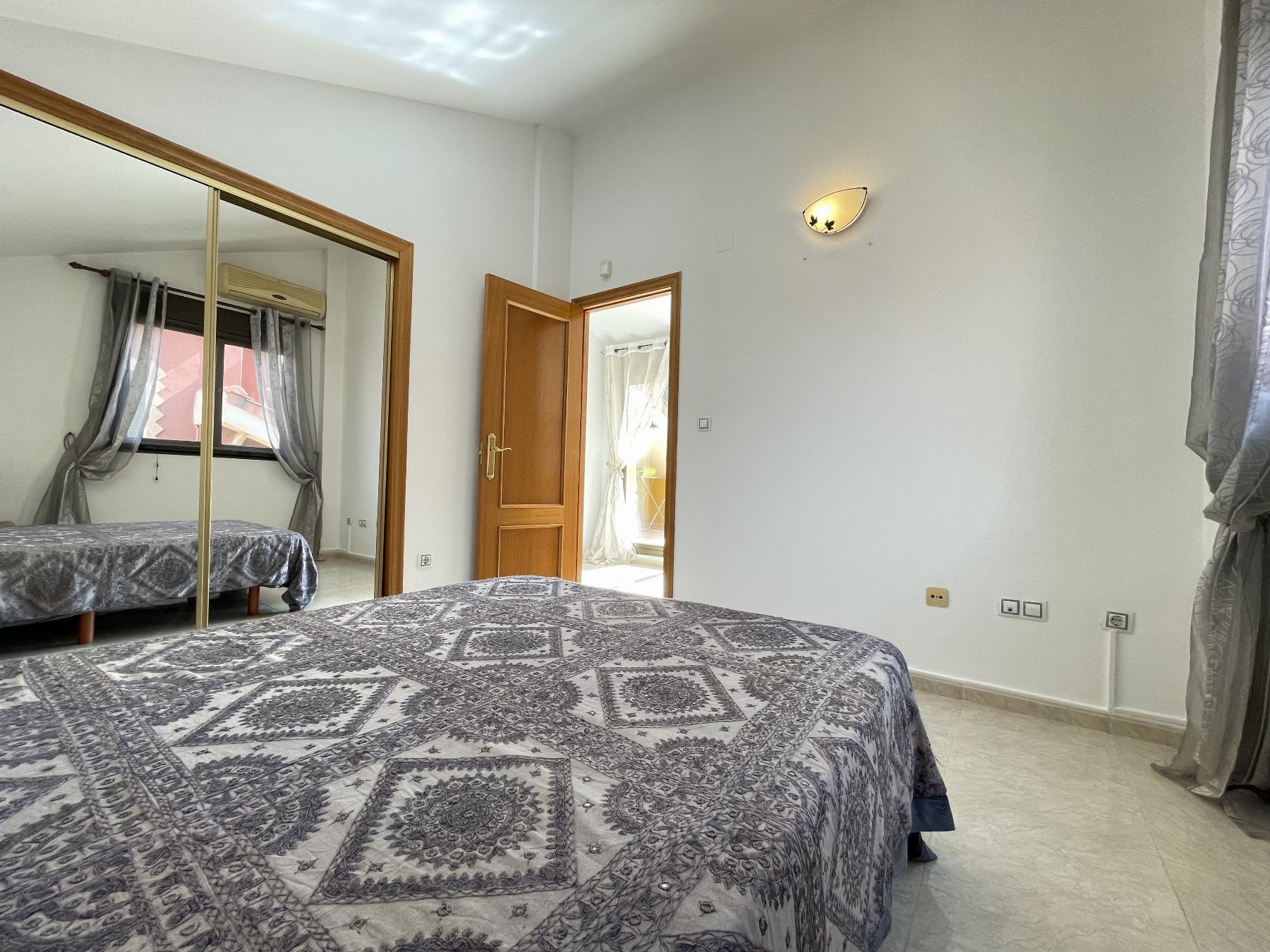 For sale of chalet in Guardamar del Segura