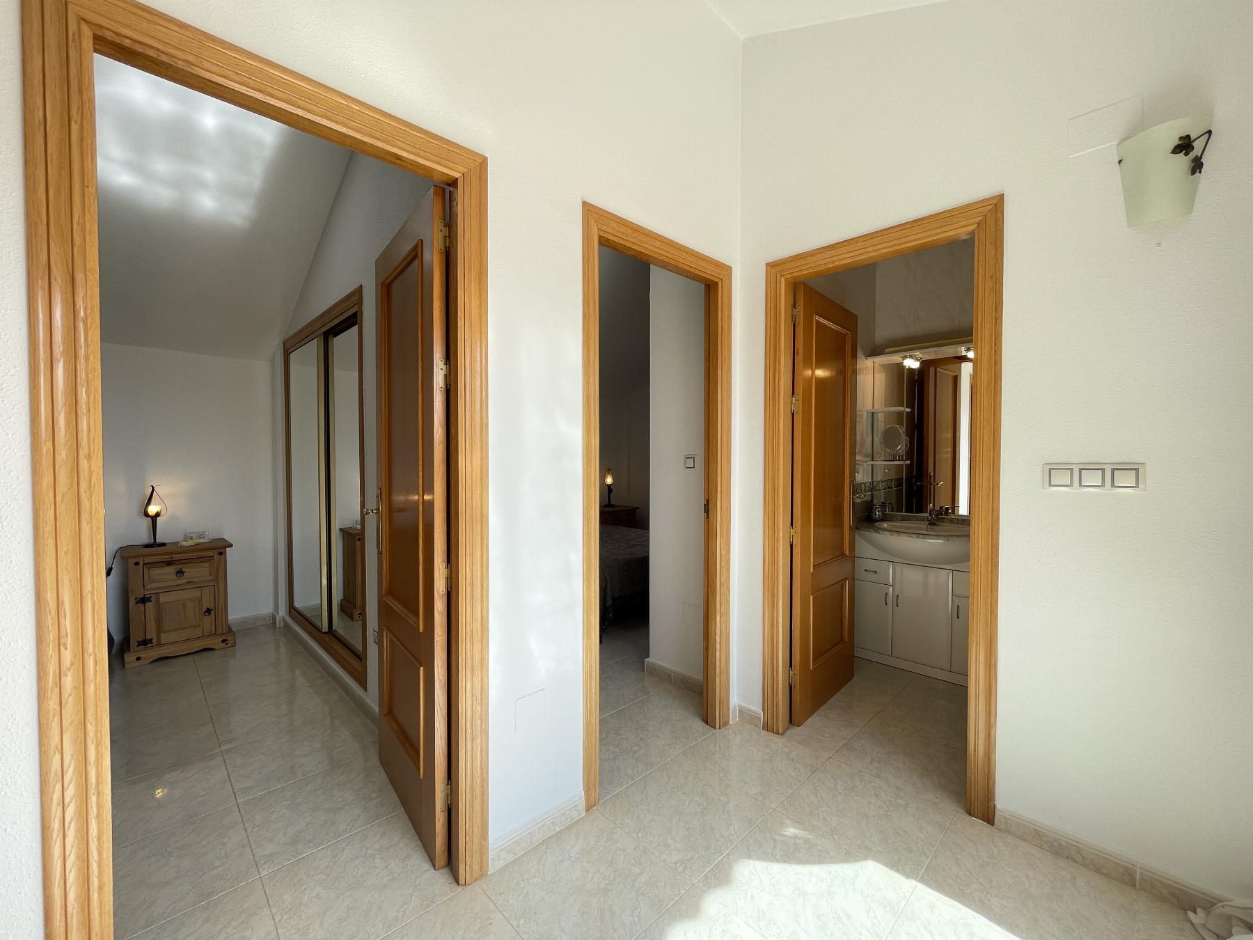 For sale of chalet in Guardamar del Segura