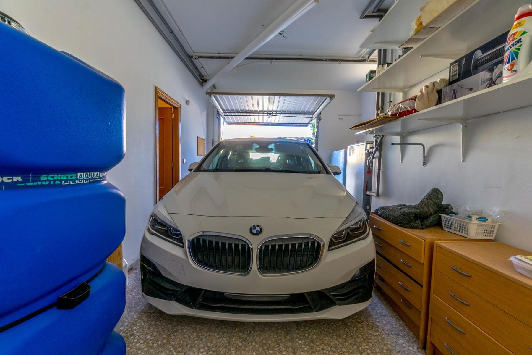 Köp av chalet i Orihuela Costa