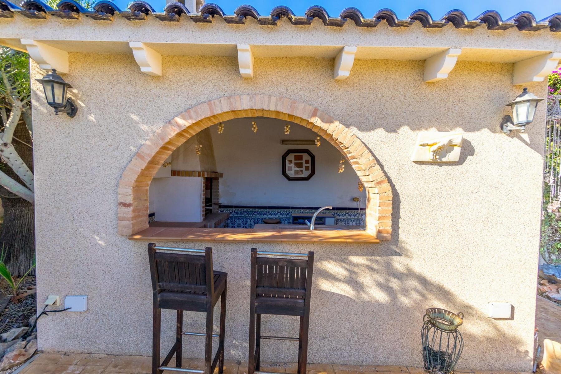 Köp av chalet i Orihuela Costa