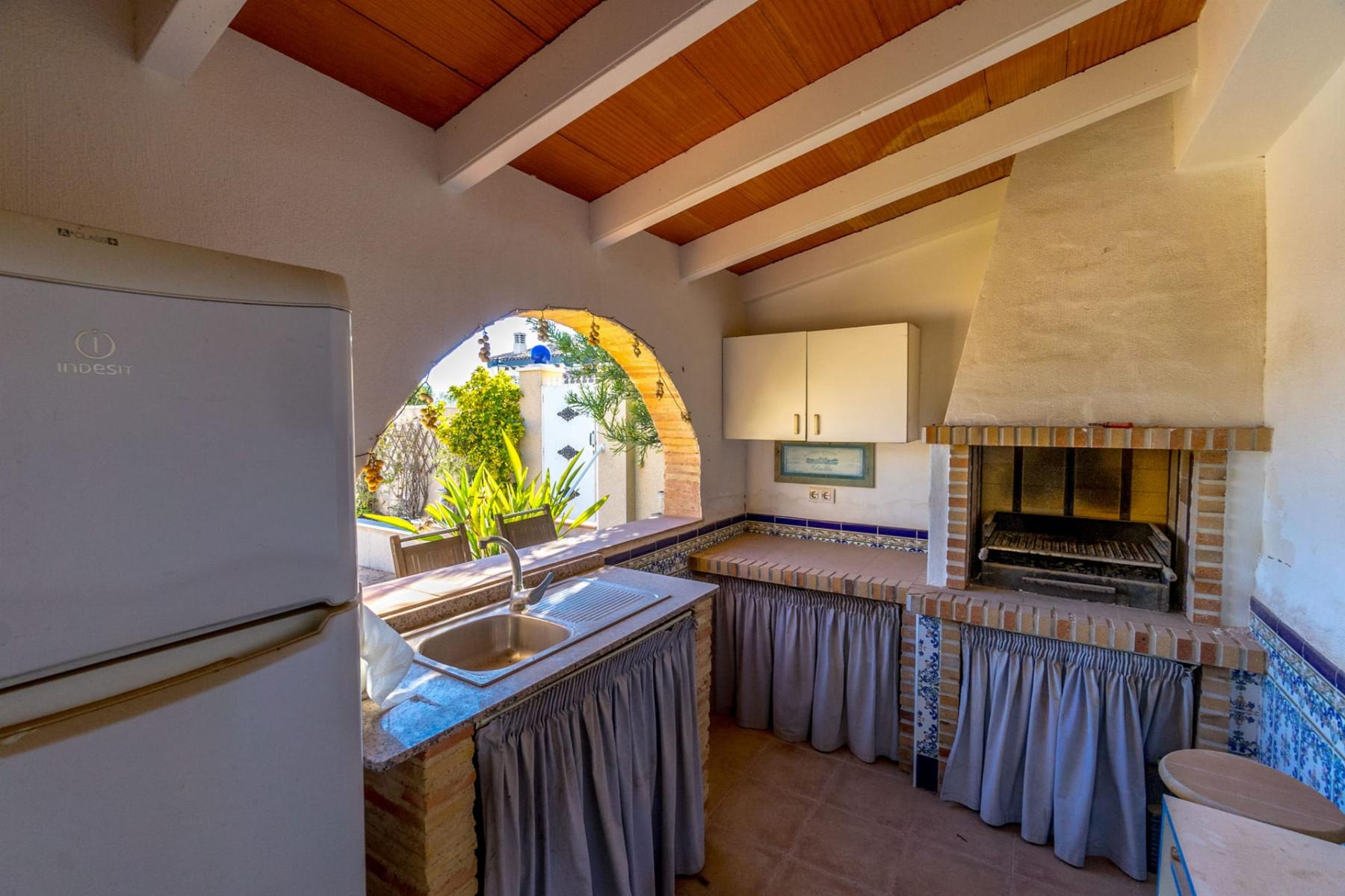 Köp av chalet i Orihuela Costa