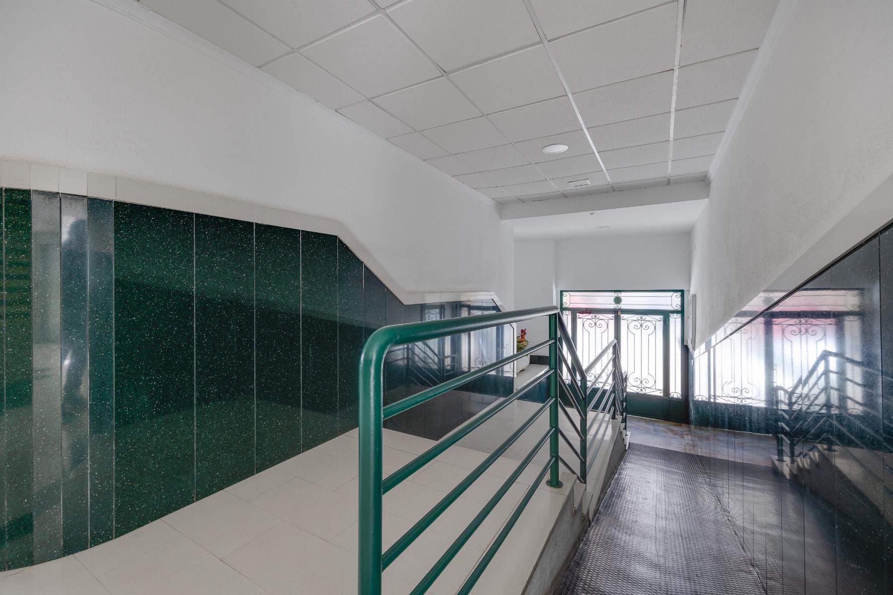 Entry/Exit