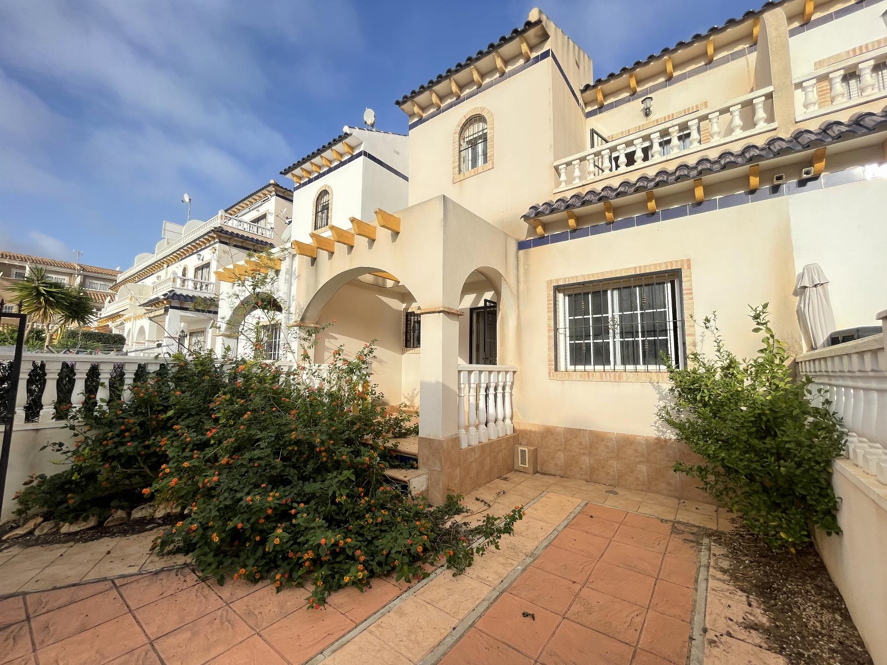Venta de chalet en Orihuela Costa
