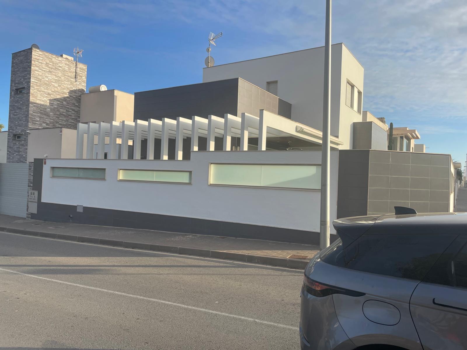 Köp av chalet i Pilar de la Horadada