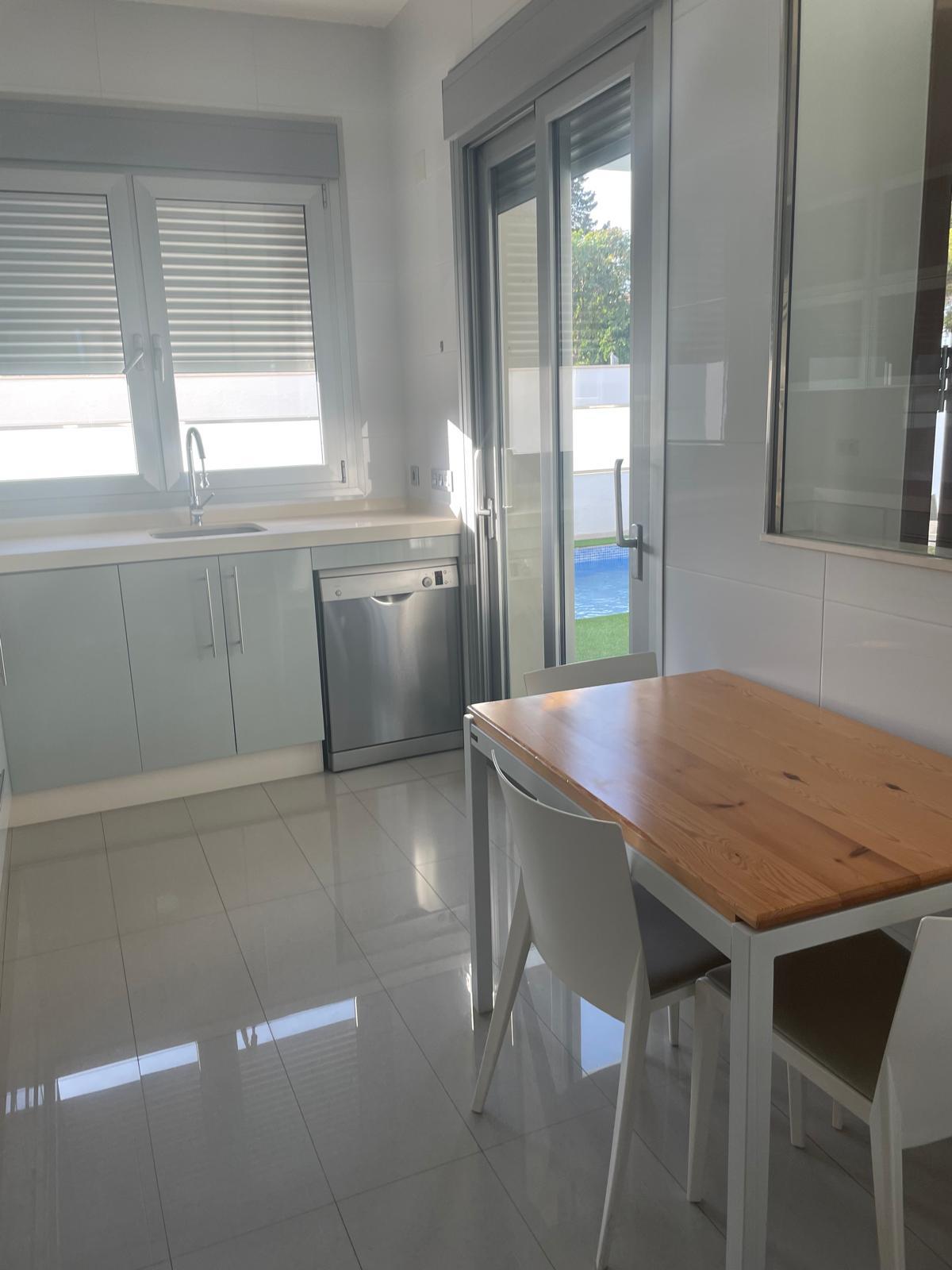 Köp av chalet i Pilar de la Horadada