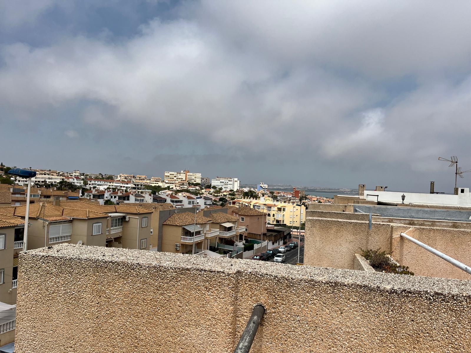 Sprzedaż z mieszkanie na ostatnim pietrze w Torrevieja