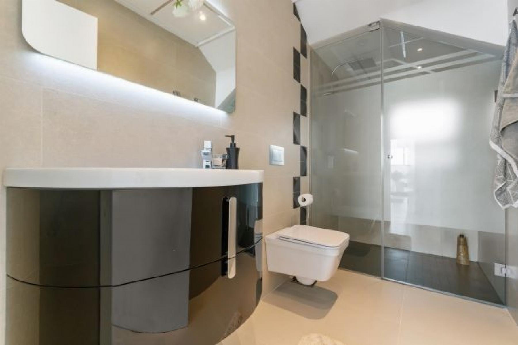 Venta de chalet en Orihuela Costa