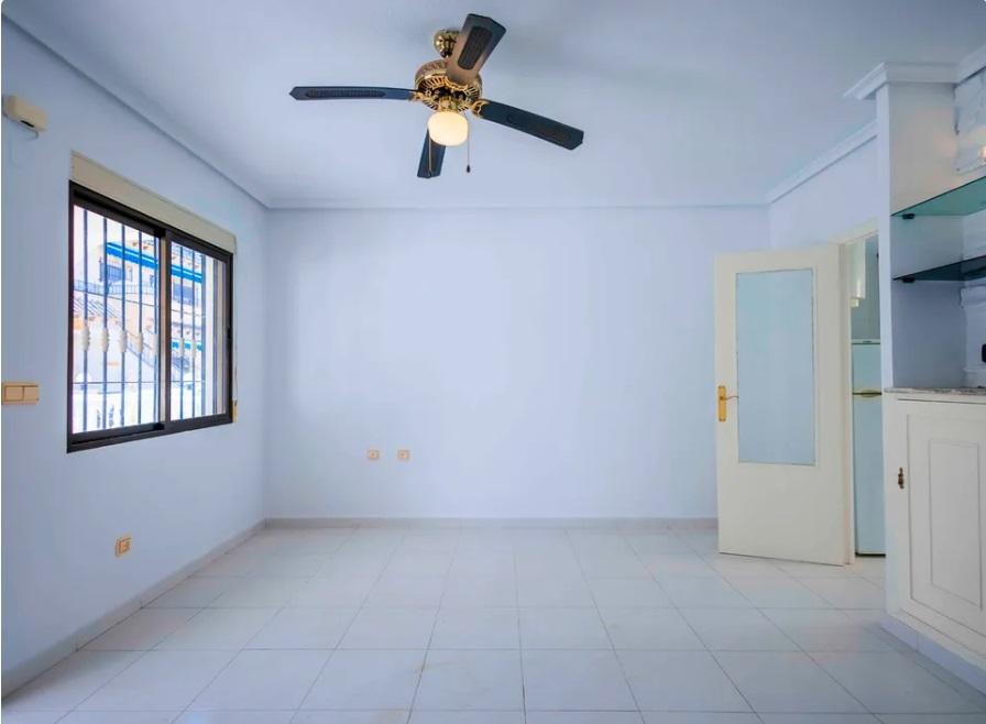 For sale of bungalow in Torrevieja
