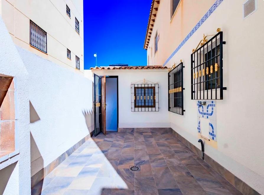 For sale of bungalow in Torrevieja