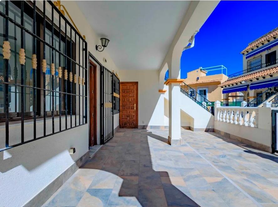 For sale of bungalow in Torrevieja