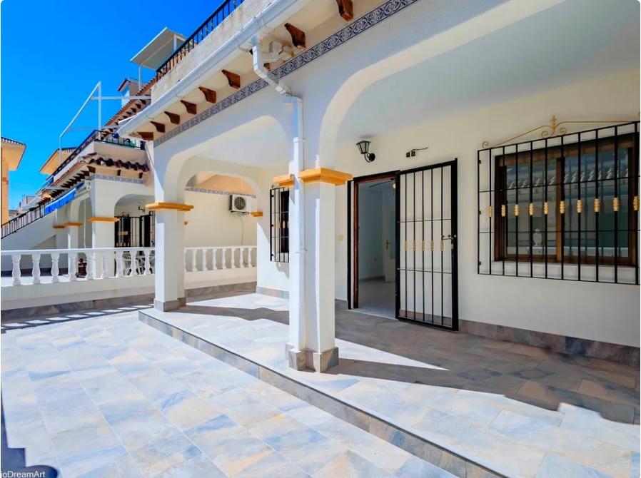 For sale of bungalow in Torrevieja