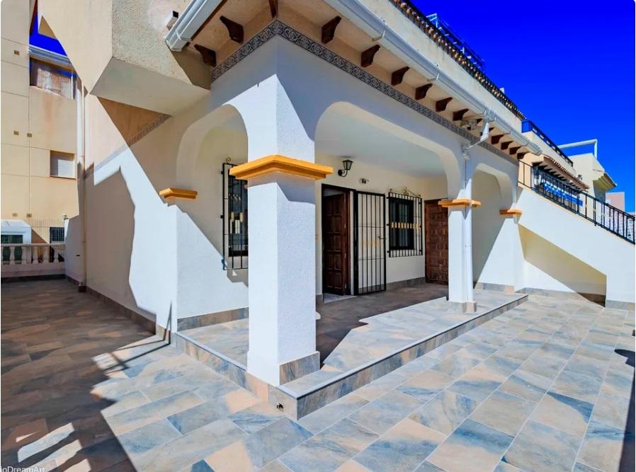 For sale of bungalow in Torrevieja