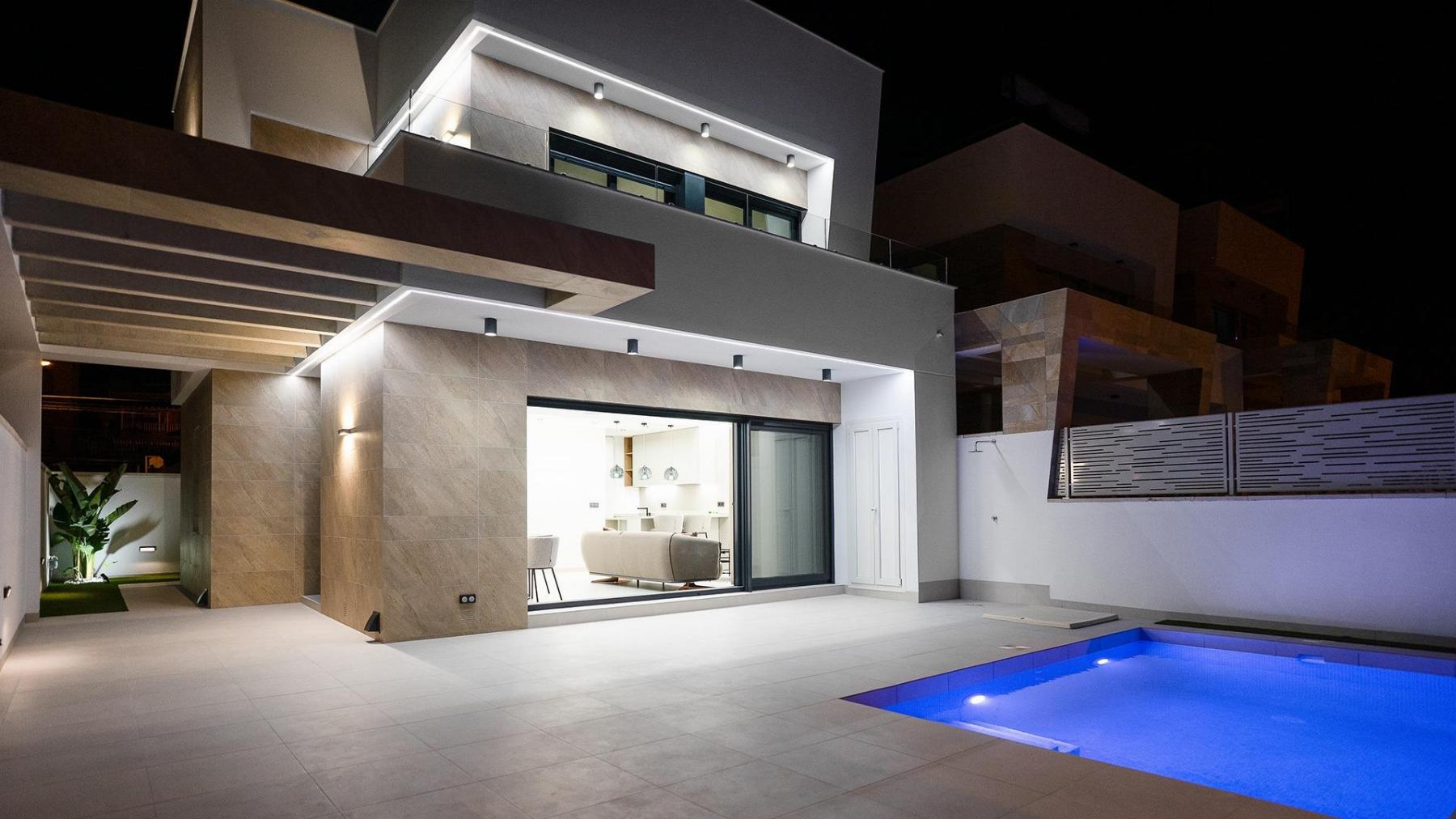 Verkoop van villa in Orihuela Costa