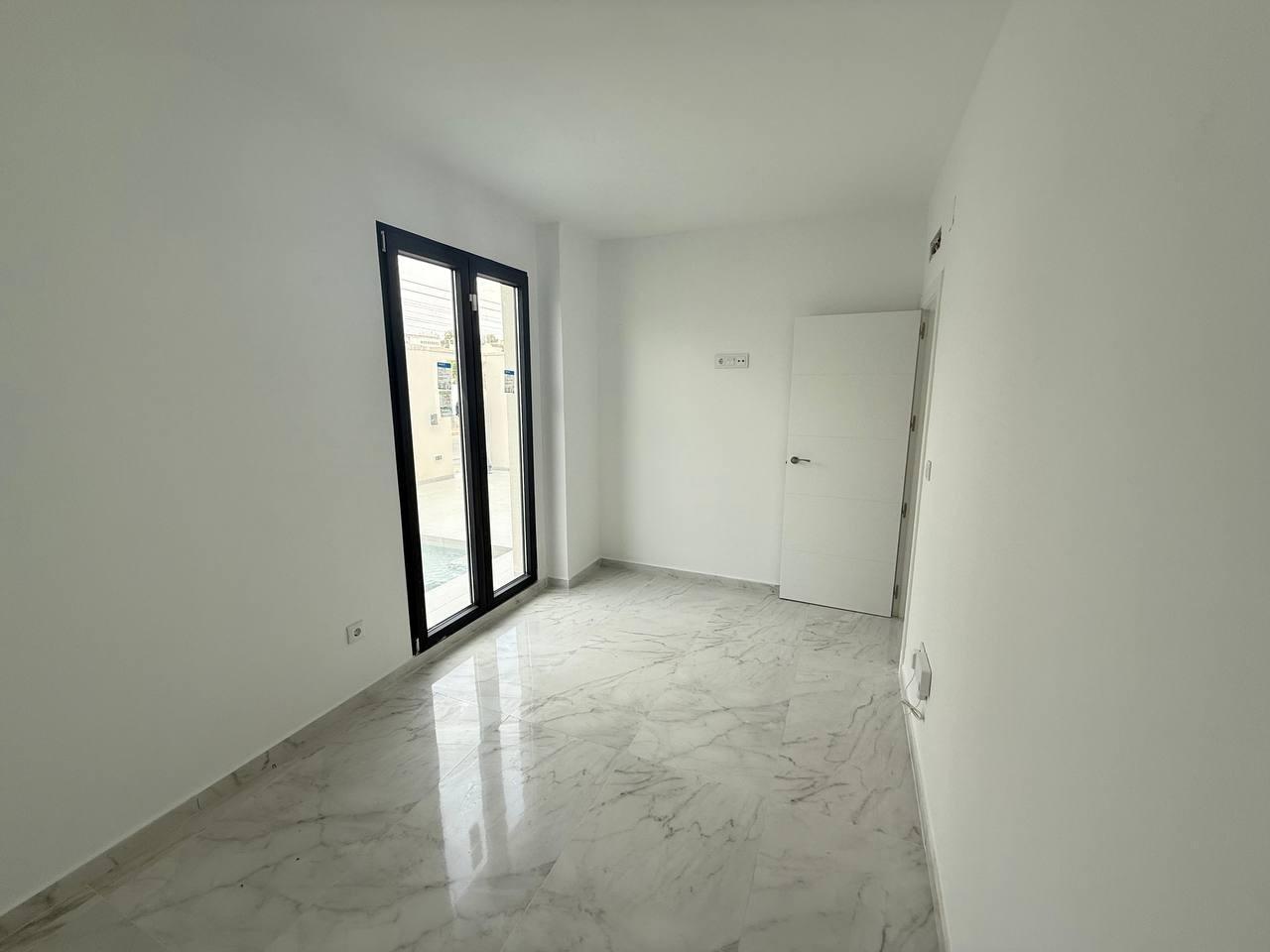 For sale of bungalow in Orihuela Costa