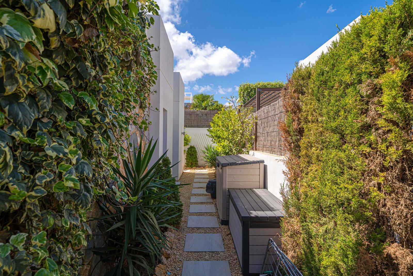 Verkoop van kleine villa in Orihuela Costa