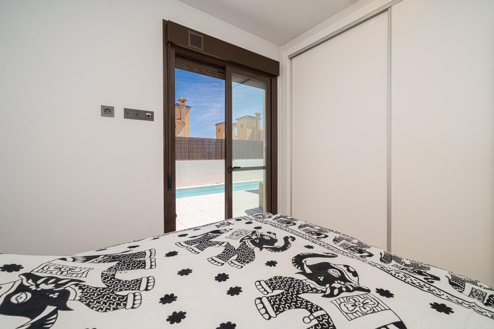 Verkoop van kleine villa in Orihuela Costa