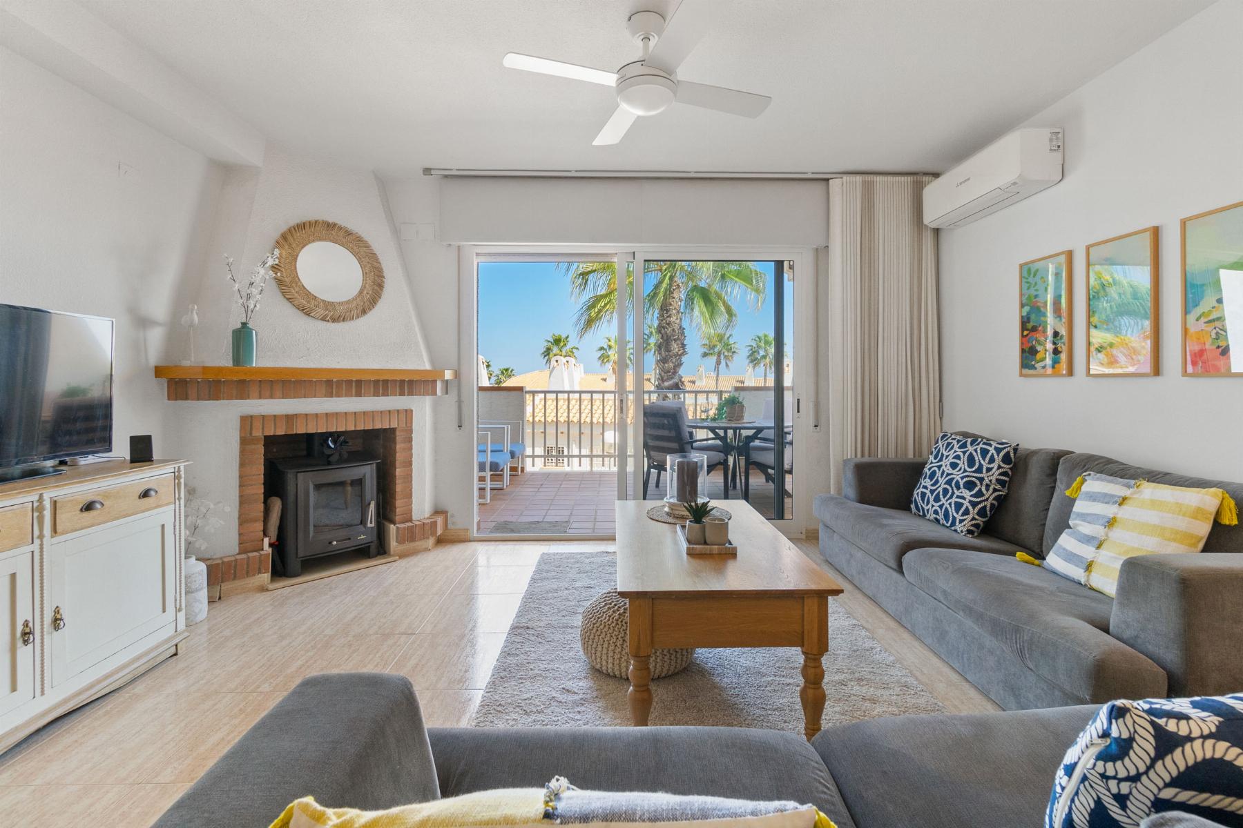Verkoop van kleine villa in Orihuela Costa