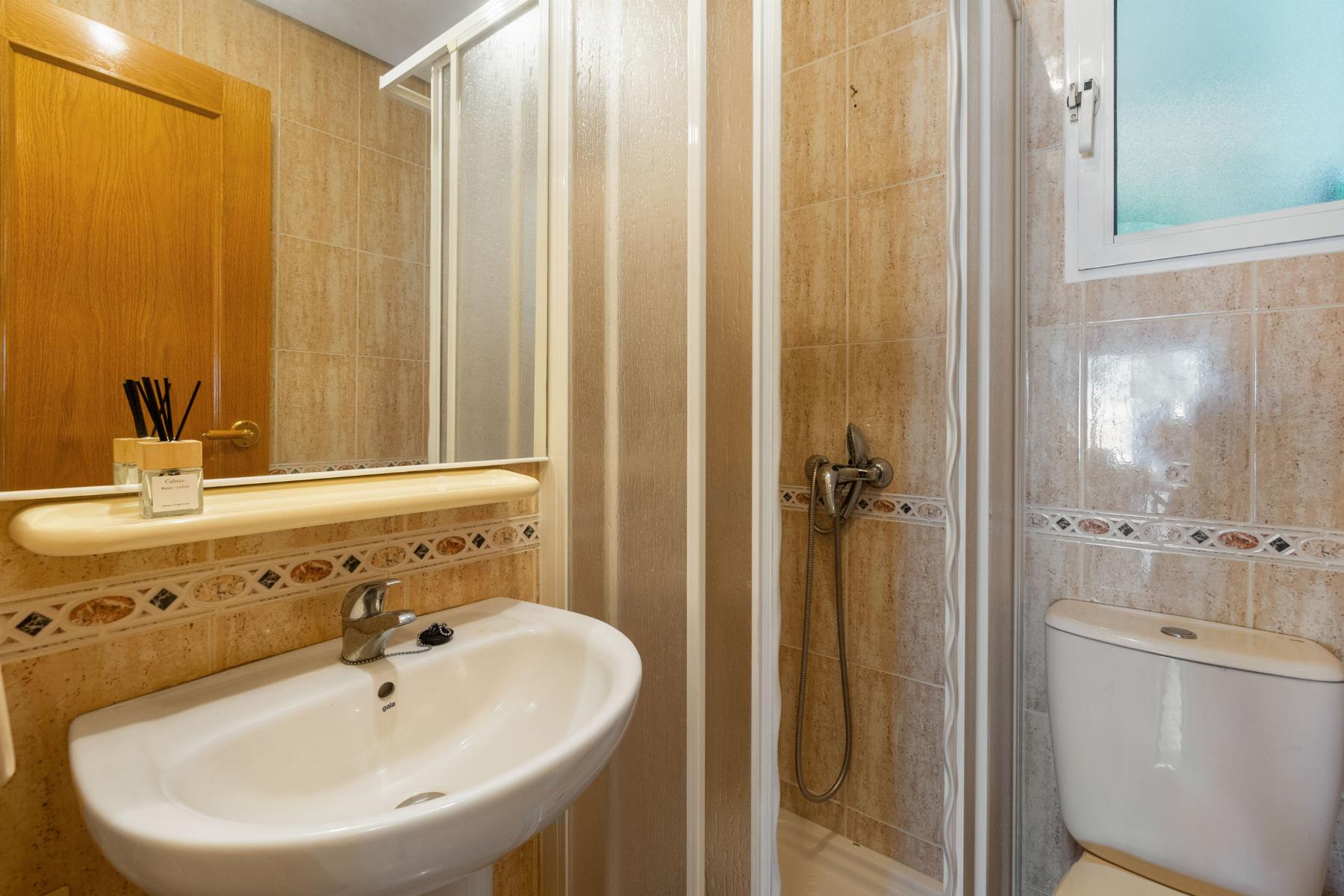 Verkoop van kleine villa in Orihuela Costa