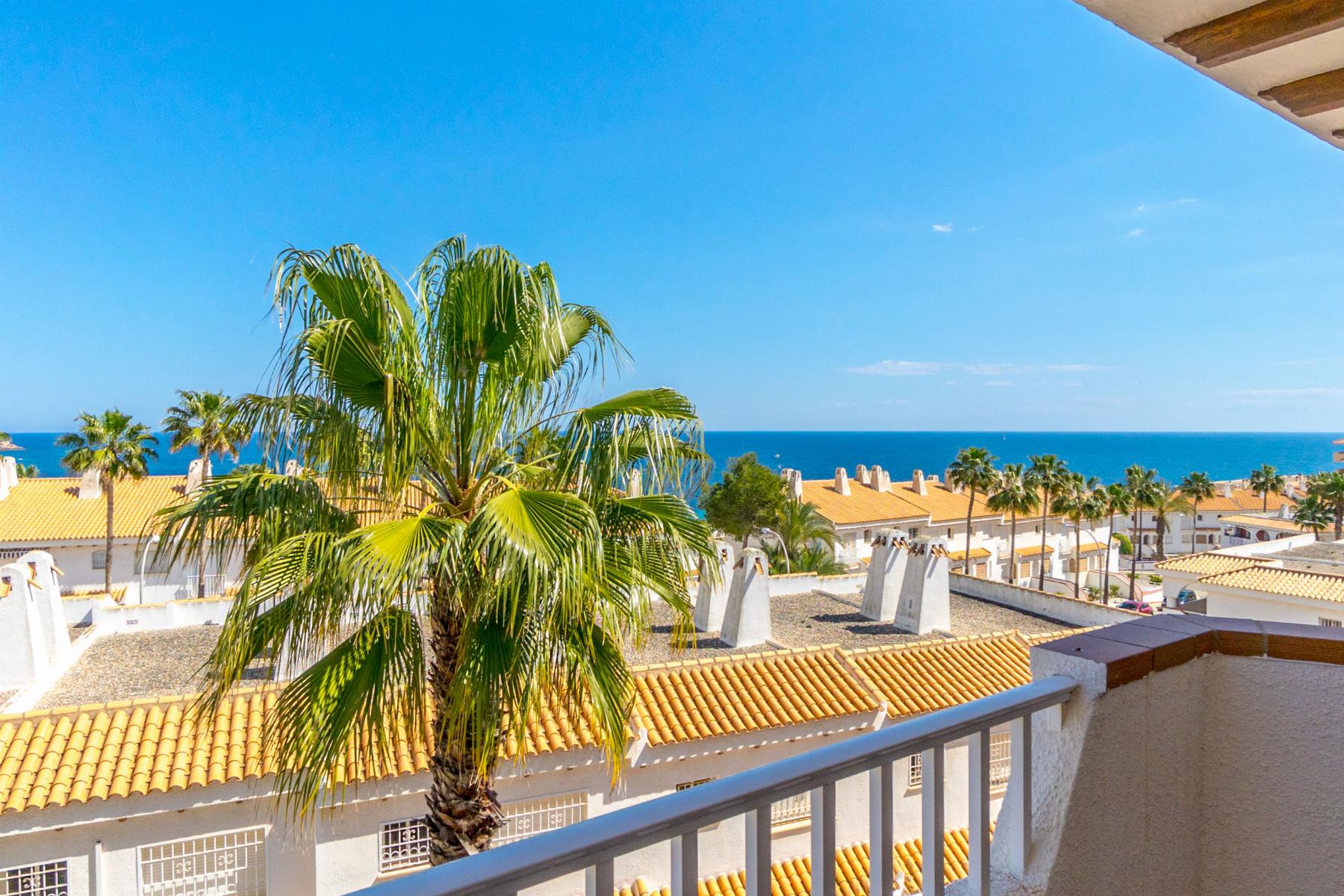 Verkoop van kleine villa in Orihuela Costa
